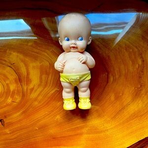 Vintage Kewpie Ruth Newton Blue
Eye Baby Boy yellow  Diaper